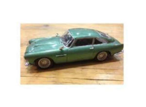 Aston Martin DB4, green