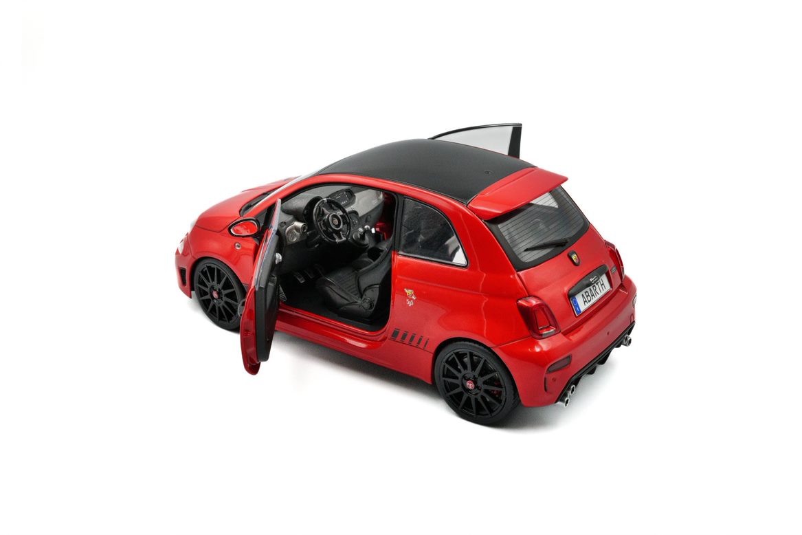 FIAT F595 ABARTH ROSSO MARANELLO 2022 – Bild 6