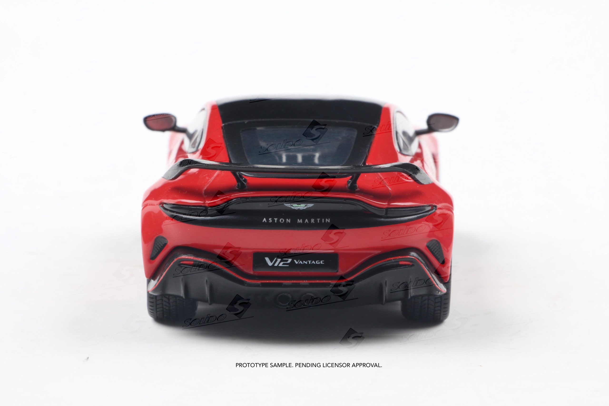 ASTON MARTIN VANTAGE V12 SCORPUS RED 2023 – Bild 5