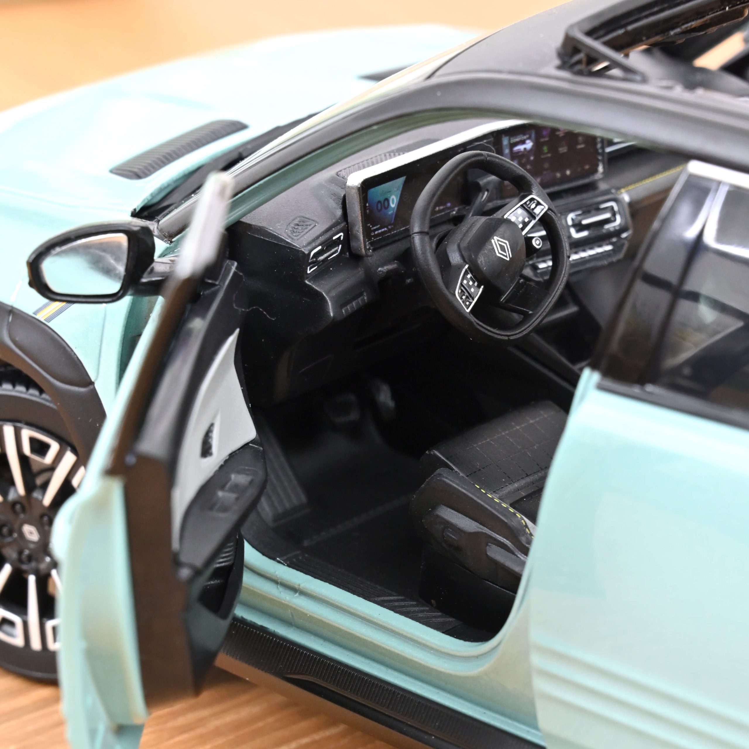 Renault 4 E-Tech Electric 2025 Hauts de France Green – Bild 2