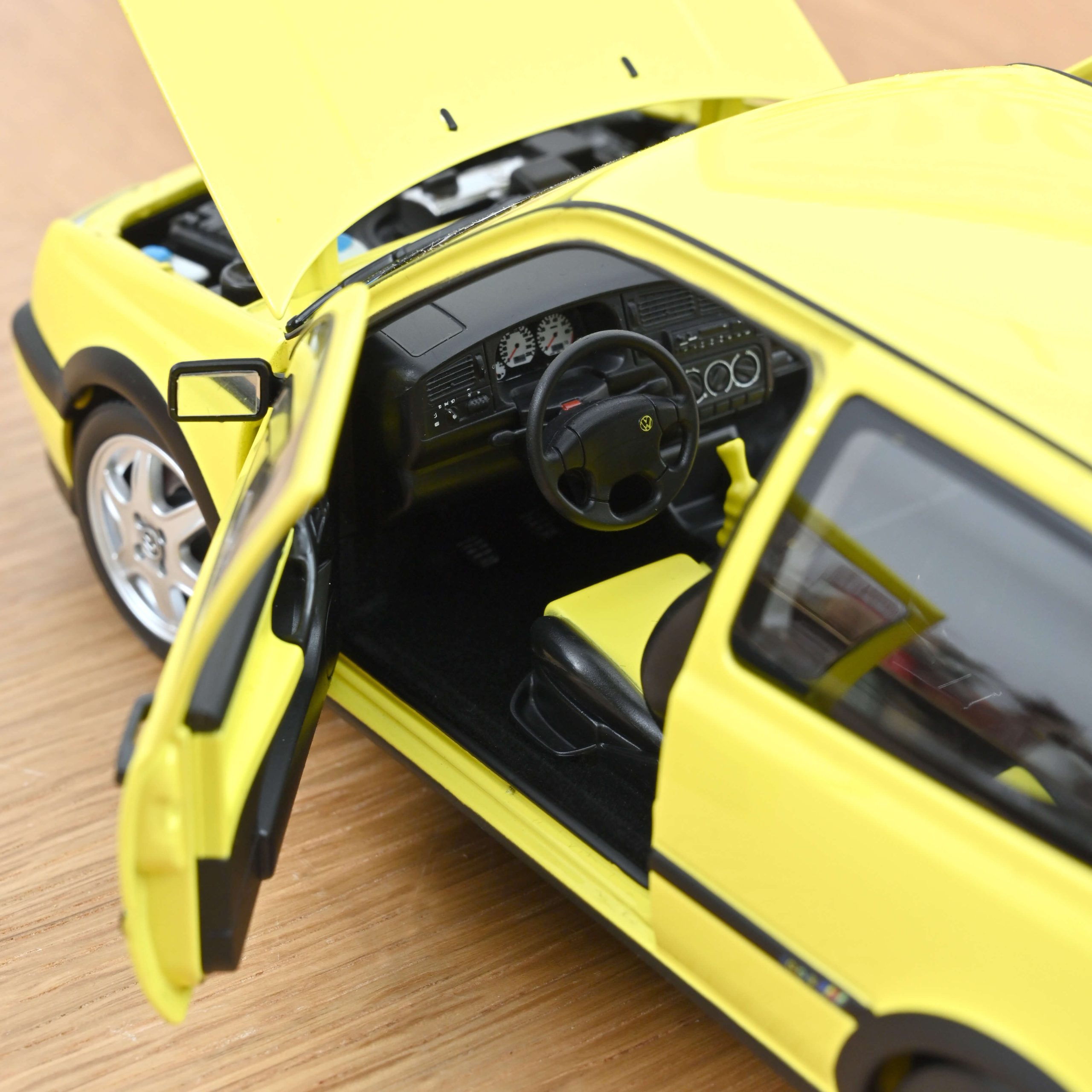 VW Golf III GTI Color Concept 1994 Yellow – Bild 3