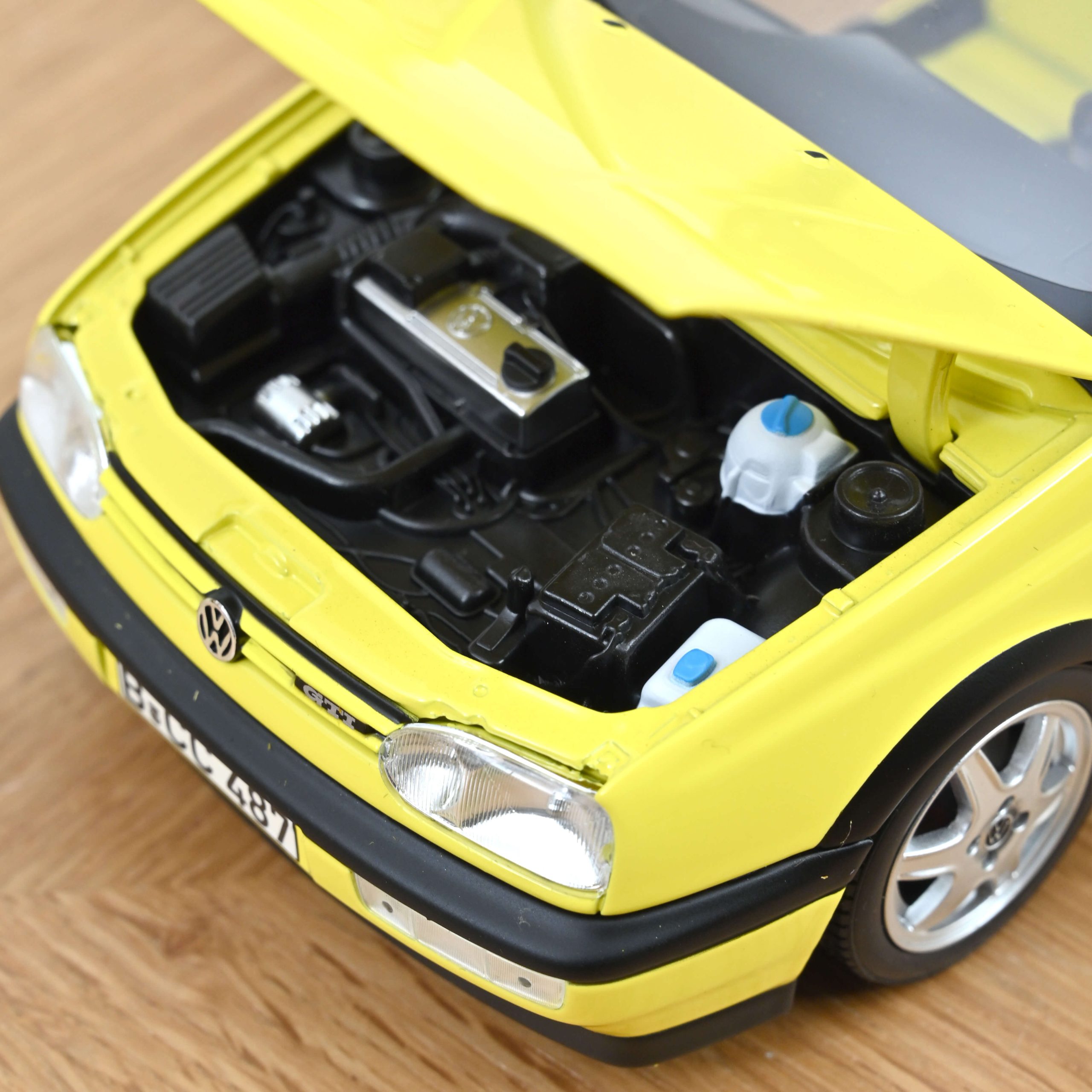 VW Golf III GTI Color Concept 1994 Yellow – Bild 4