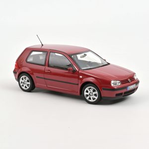 VW Golf IV 2002 Red