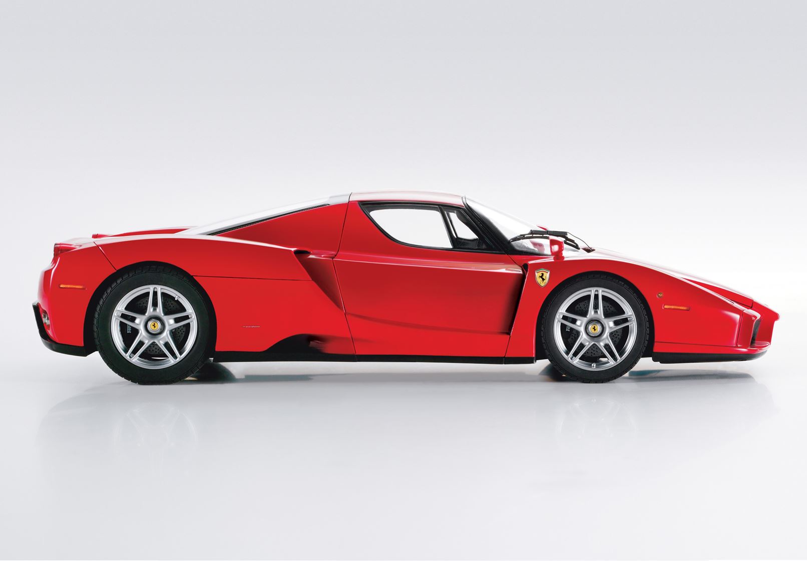 Ferrari Enzo open diecast Rosso Corsa - Silver wheels - Luxury pack – Bild 2