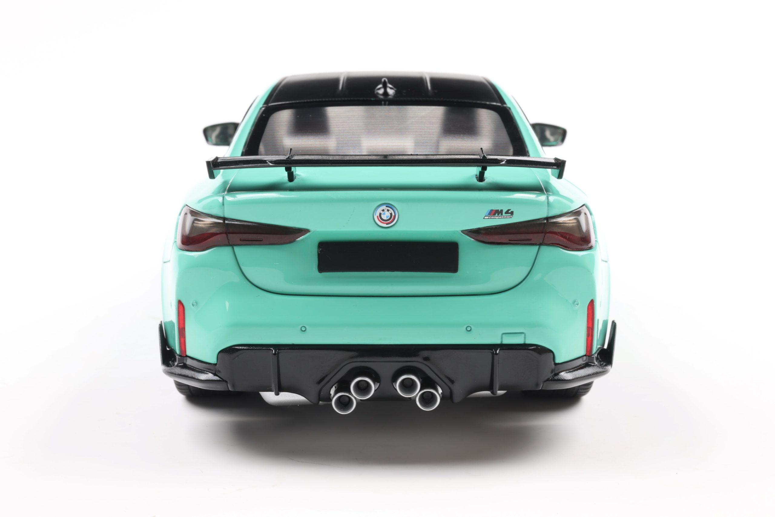 BMW M4 G82 PERFORMANCE PARTS SOLIDO WORKS TURQUOISE 2025 – Bild 5