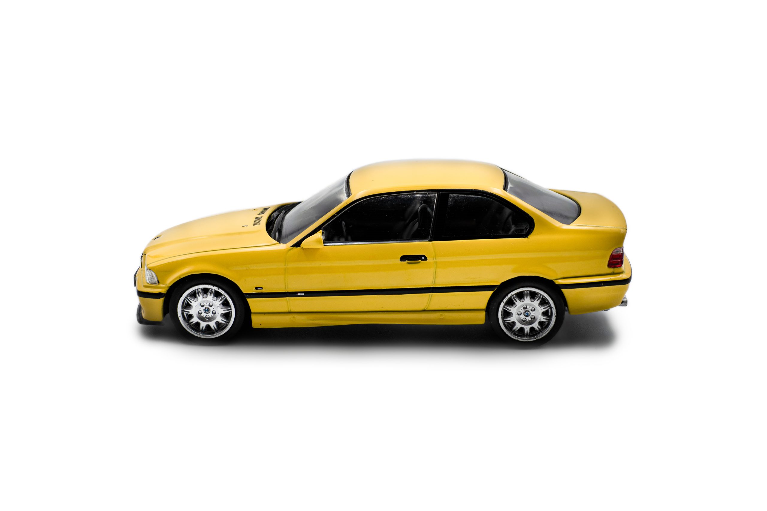 BMW E36 COUPÉ M3 YELLOW 1999 – Bild 8