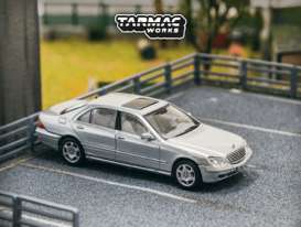 Mercedes-Benz S-Class, brilliant silver metallic