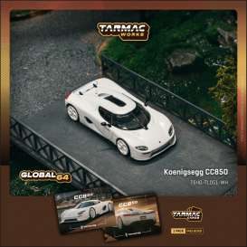 Koenigsegg CC850, white / includes 1 pack of Tarmac Cards with 2 collectible trading cards